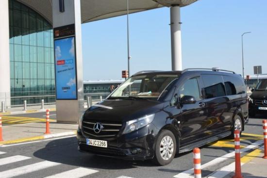 فخ التاكسي في إسطنبول: كيف تحمي نفسك وتستخدم المواصلات بذكاء