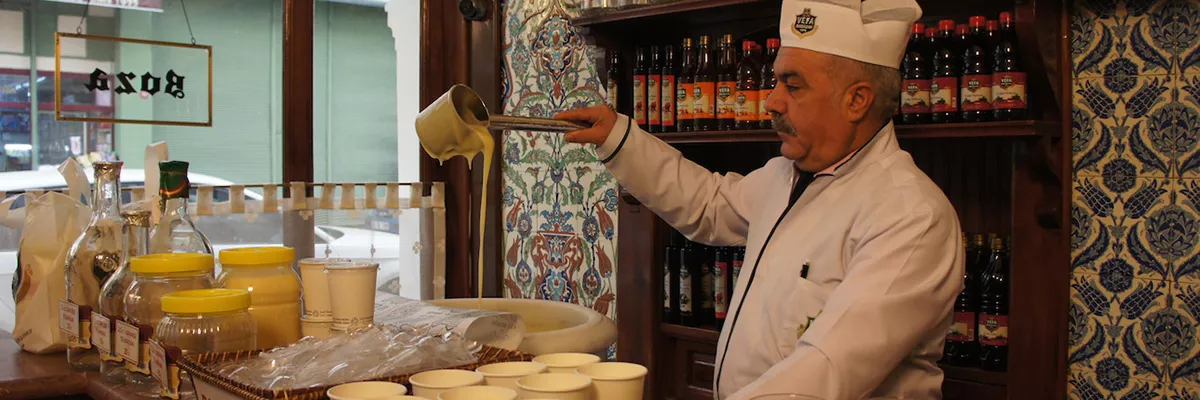 متجر بوزا التاريخي في اسطنبولIstanbul Review