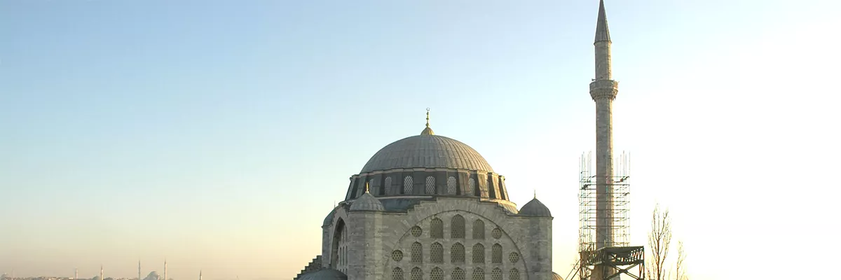 مسجد ميهريماه في اسطنبولIstanbul Review