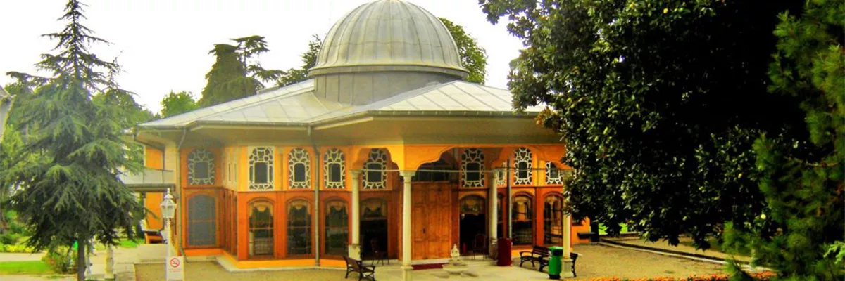 قصر أينالي كافاك في اسطنبولIstanbul Review