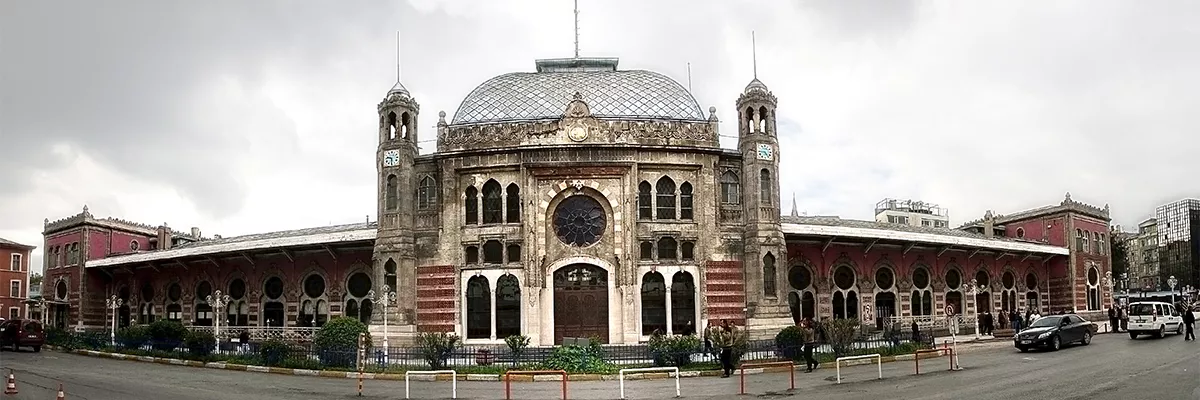 محطة سيركجي في اسطنبولIstanbul Review